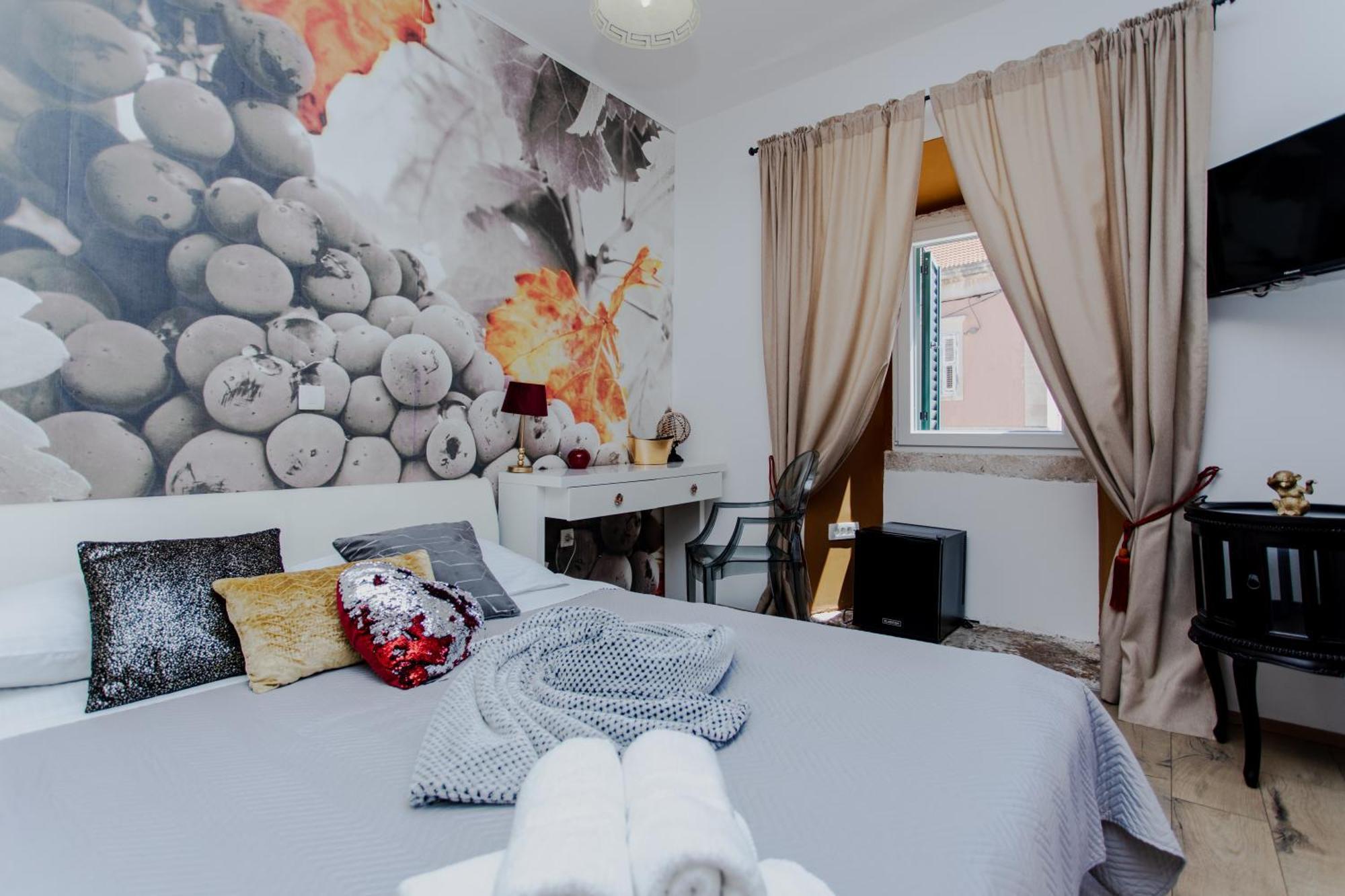 Guesthouse Mimbelli Orebić Екстериор снимка
