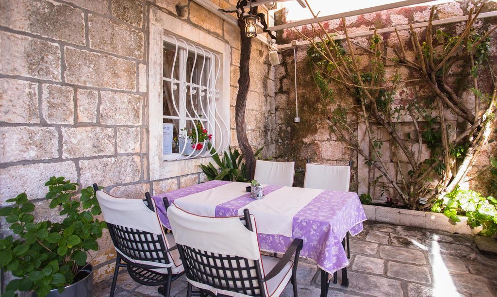 Guesthouse Mimbelli Orebić Екстериор снимка